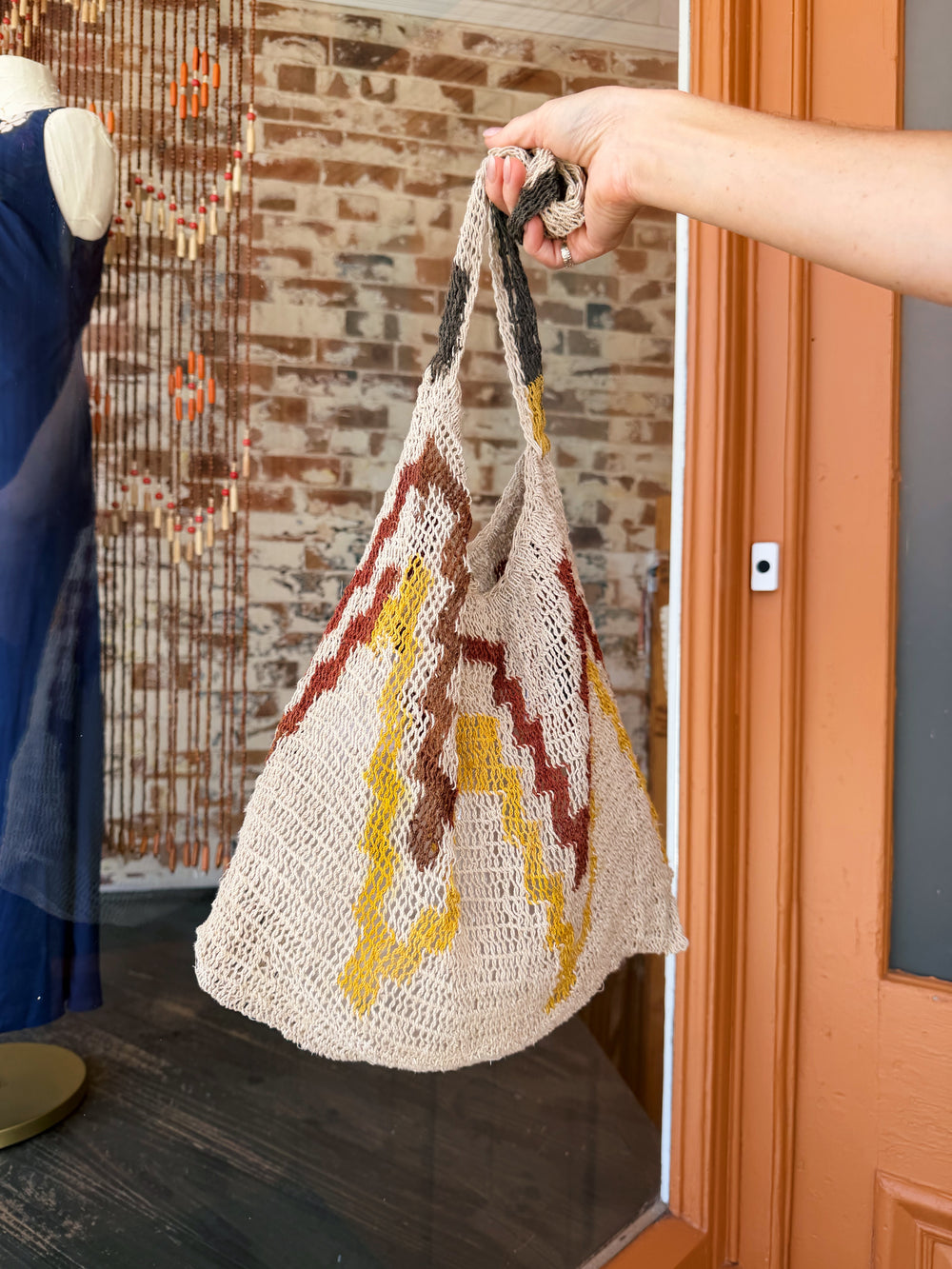 Alice Mountain Design Bilum Tote Med | Boteh