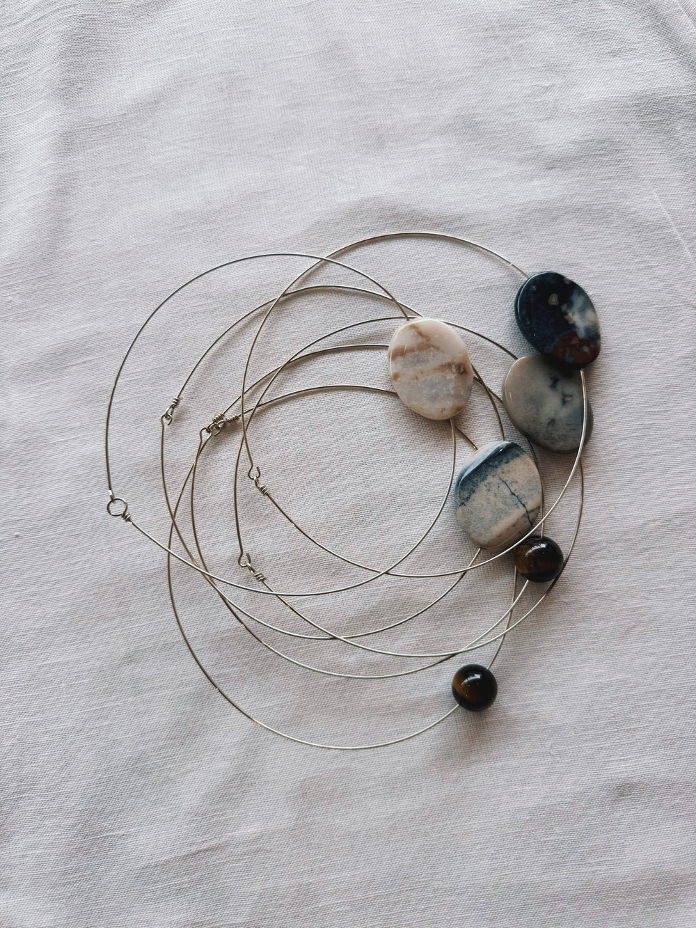 athena & co gem collar necklace silver stone